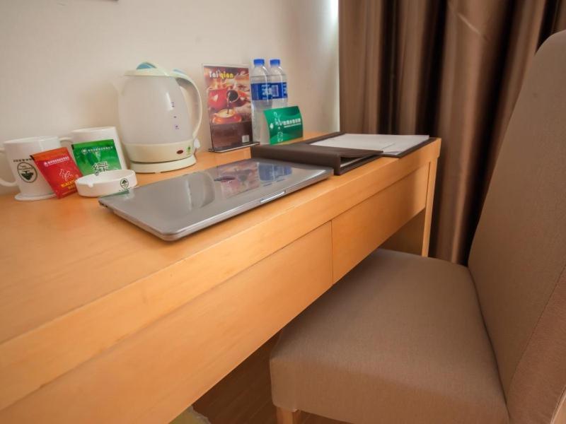 Greentree Inn Jiangsu Suzhou Gongyequan District Xinglong Street Express Hotel Exteriör bild